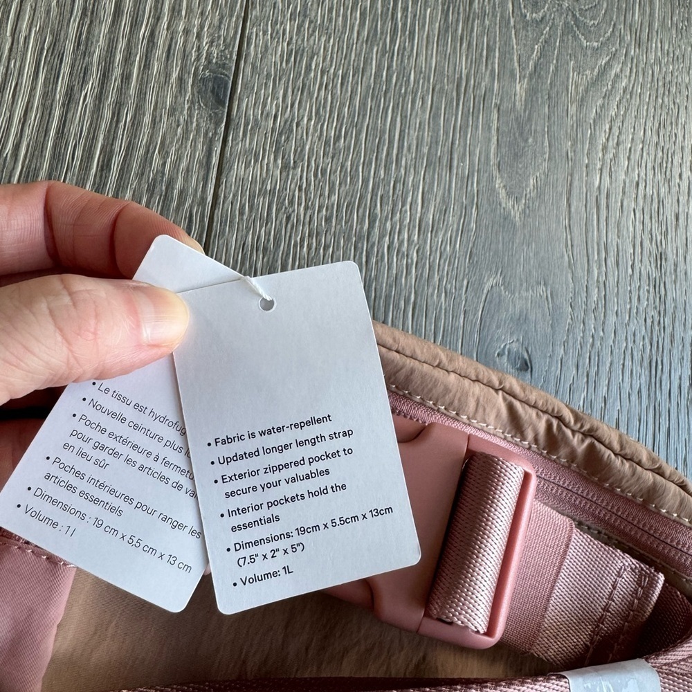 Lululemon Everywhere Belt Bag in Pink Clay/Pink Pastel - Picture 6 of 11